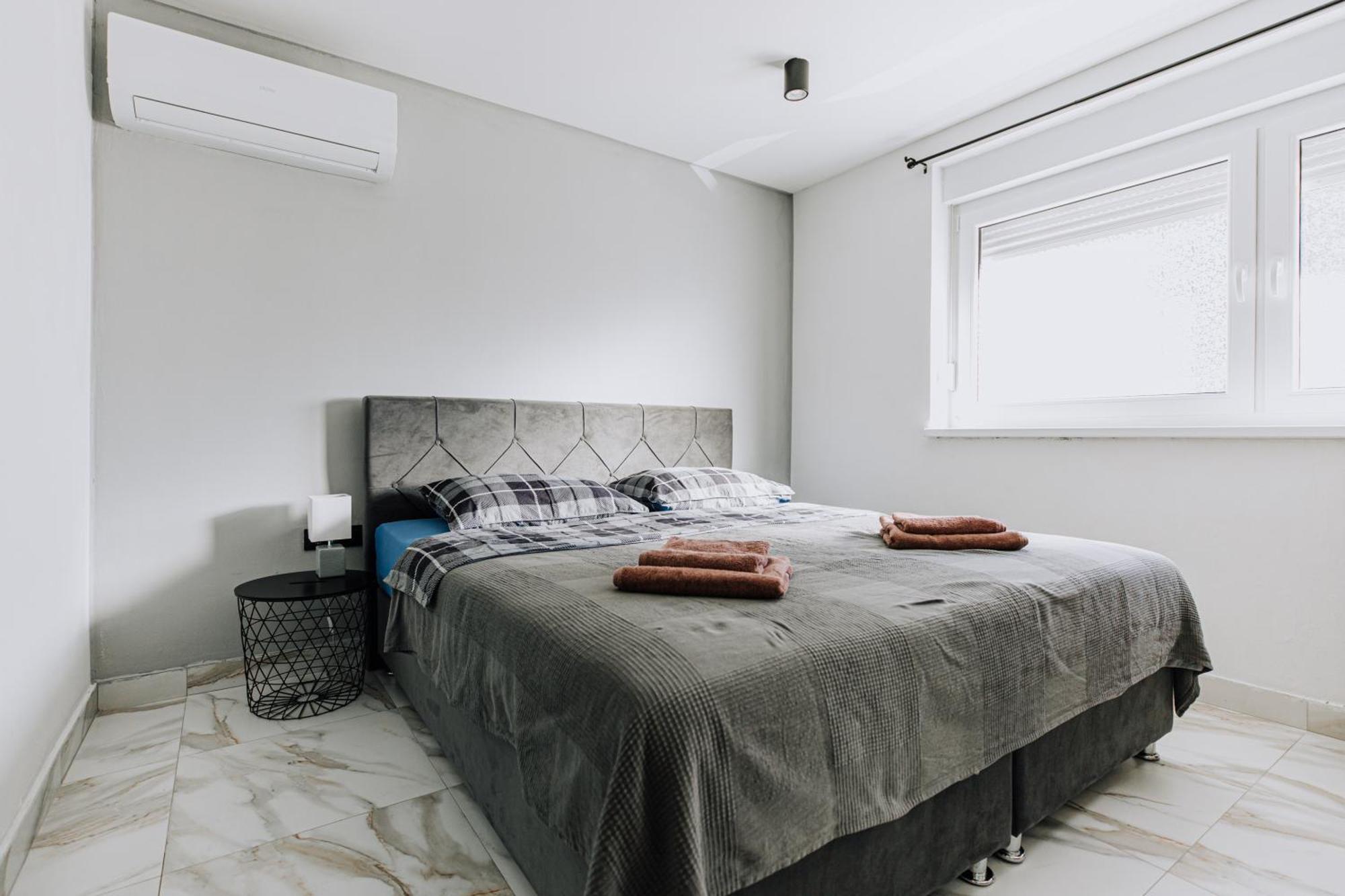 Aparthotel Allegra *